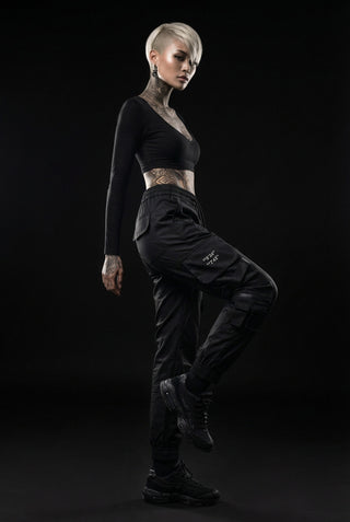Cargo pants techwear